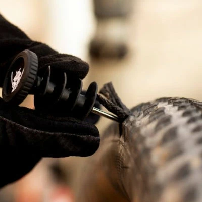 Kit De Réparation à Mèches Tubeless Sahmurai Sword 6 Kit De Réparation à Mèches Tubeless Sahmurai Sword – Image 4